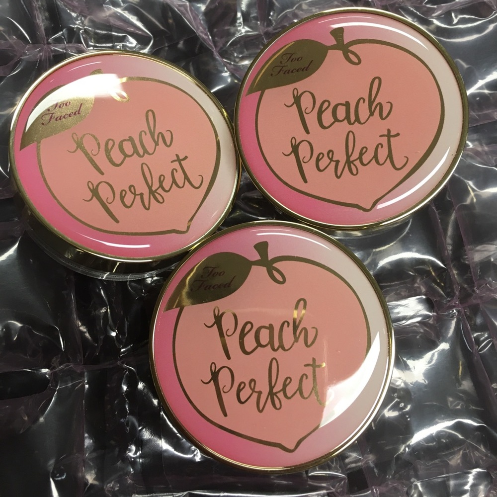 3!TooFaced Peach Mattifying setting powder NEW